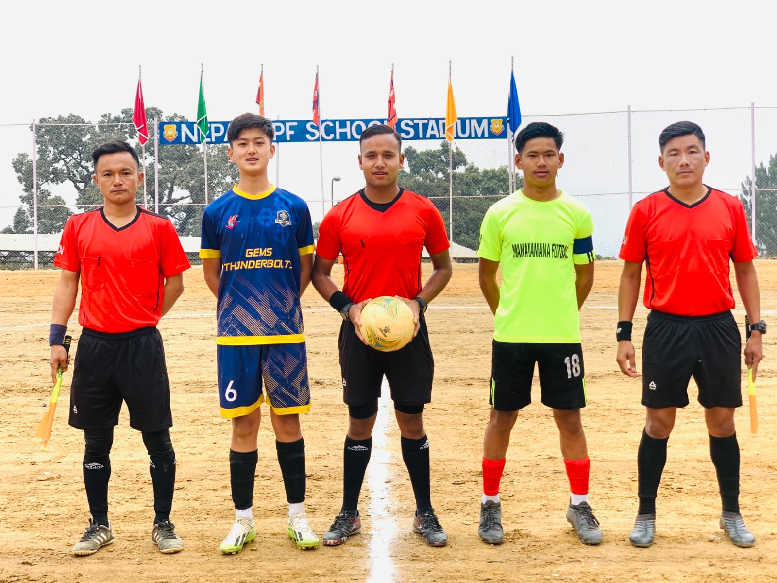 सशस्त्र प्रहरी महानिरीक्षक रनिङ ट्रफी फुटबलः मनकामना सेकेण्डरी स्कुल सेमिफाइनलमा