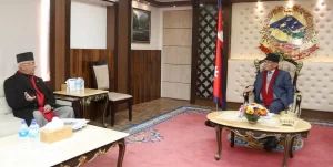 प्रधानमन्त्री दाहाल र नेकपा एमालेका अध्यक्ष ओलीबीच भेटवार्ता
