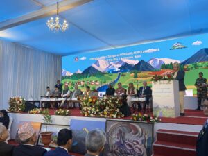 चन्द्रागिरिमा पर्वत, जनता र जलवायु चिन्ता