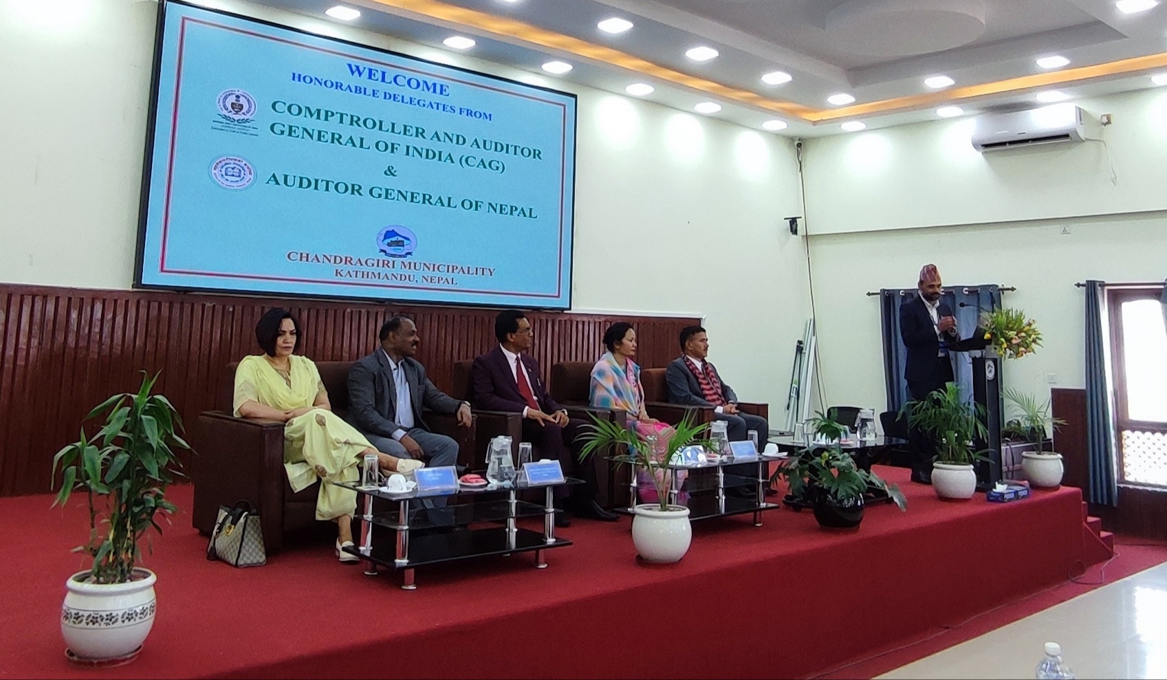 भारतका महालेखा परीक्षक तथा नियन्त्रक मुर्मु चन्द्रागिरिमा