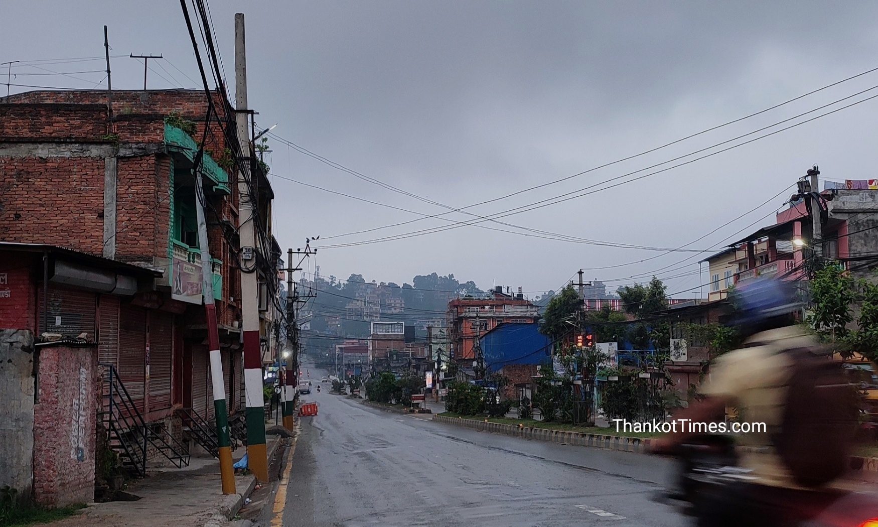 चन्द्रागिरिमा बिहानैदेखी वर्षा, कस्तो रहला दिनभरको माैसम ?