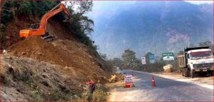 नागढुङ्गा-मुग्लिन सडकको कालोपत्र गर्ने कार्य प्रभावित