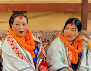 मच्छेगाउँमा भदाै १४ र १५ गते हुने राष्ट्रिय लाखे नाच प्रदर्शनीका लागि गुरुङद्वयको १ लाख सहयोग