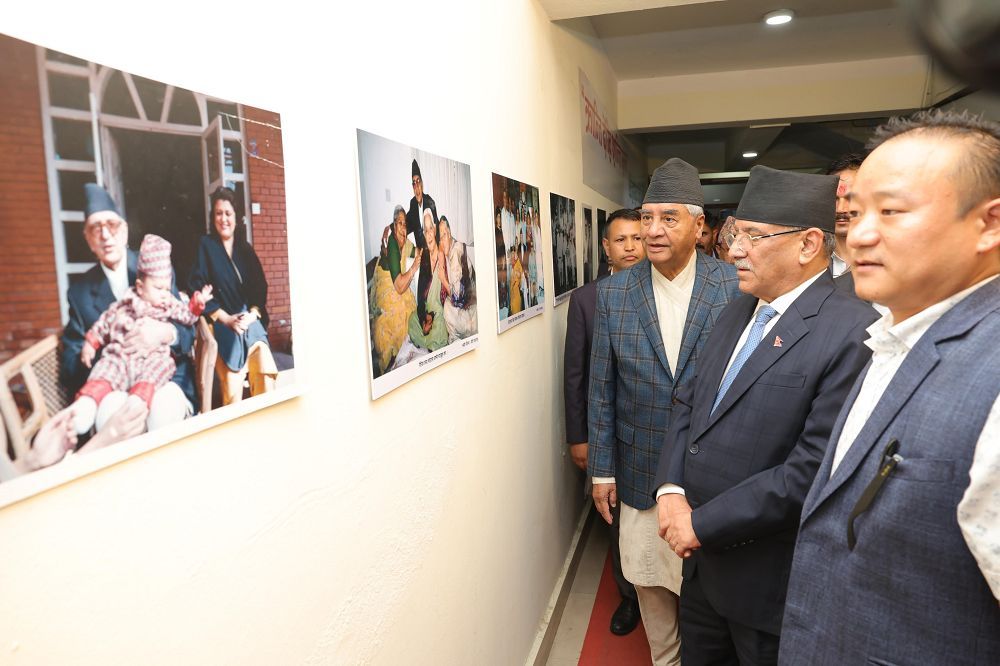 गिरिजाप्रसाद कोइरालाको शताब्दी जन्म जयन्तीमा फोटो प्रदर्शनी, देउवा र दाहालले सँगै हेरे फोटो
