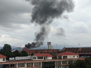 १७ जना सवार सौर्य एअरको विमान त्रिभुवन विमानस्थलमा दुर्घटनाग्रस्त, उद्दार कार्य जारी