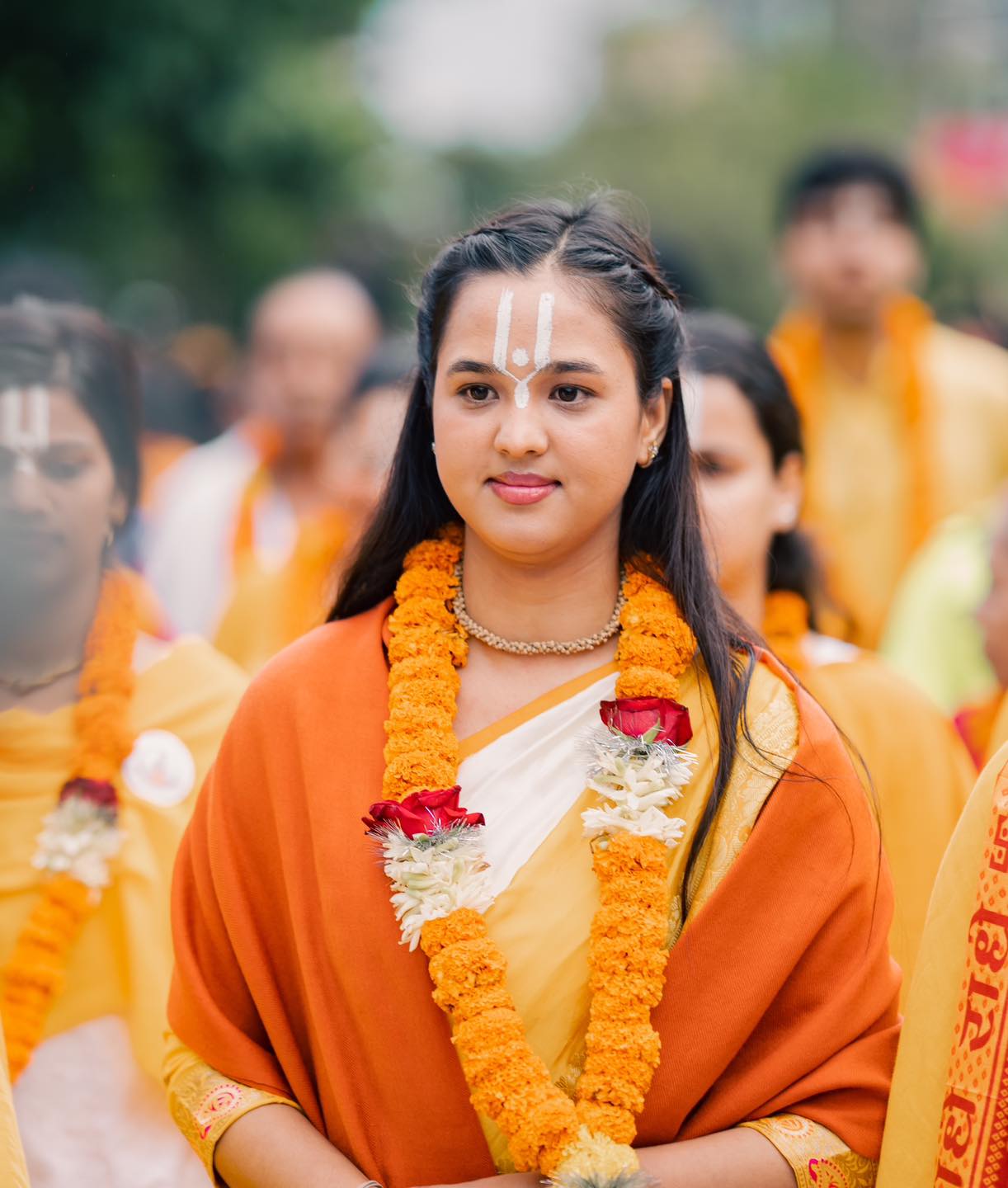 कथावाचिका चन्द्रकला सखीले गोरुले मयुर खान्छ भनेपछि सामाजिक सञ्जालमा ‘ट्रोल’ !