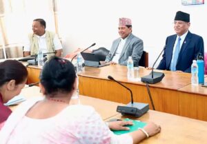 संसदको अवरोध कायम राख्ने माओवादी केन्द्रको निर्णय