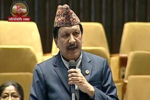 बैंकको १ प्रतिशतभन्दा बढी सेयर हुनेलाई ऋण नदिने हो भने समय तोक्नुपर्छ: सांसद केसी