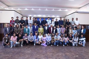 प्रधानमन्त्रीसँग ‘मेरो डान्स युनिभर्स’ र ‘मेरो भ्वाइस युनिभर्स’ शृङ्खलाका प्रतियोगीहरुको भेट