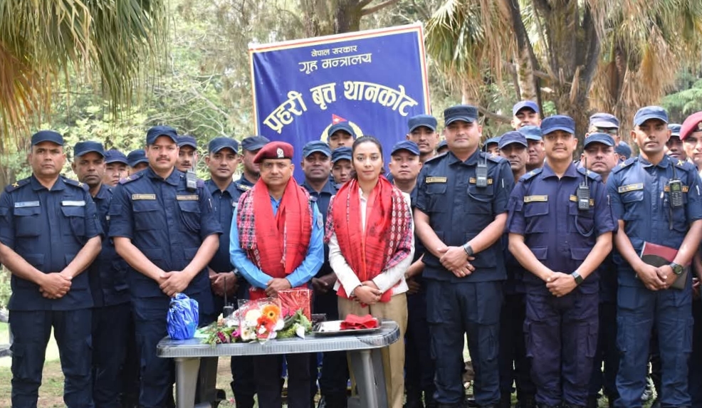 प्रहरी वृत्त थानकोटमा डिएसपी गिरीकाे इन्ट्री, पूर्व प्रमुखको सुवेदीको बिदाइ