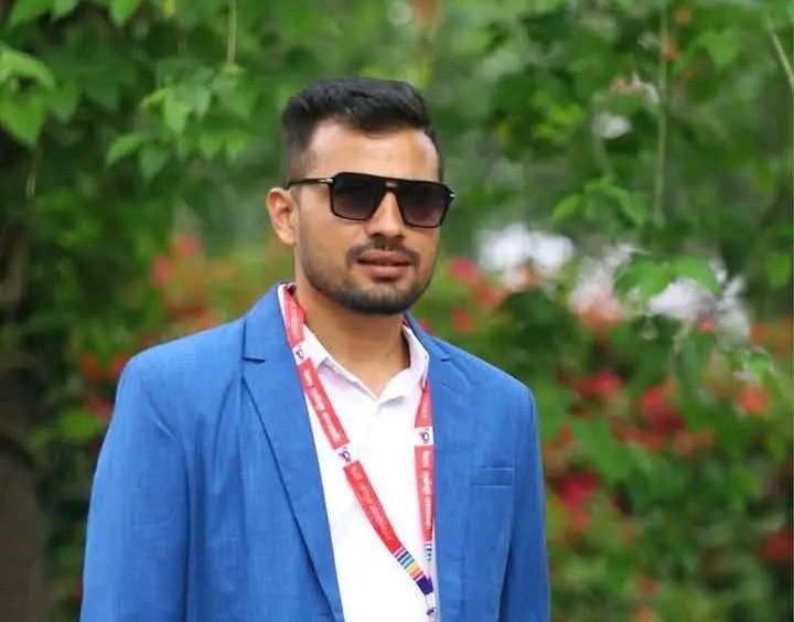 नेकपा समाजवादी निकट युवा संघ नेपालको संयोजक रोशन थापा