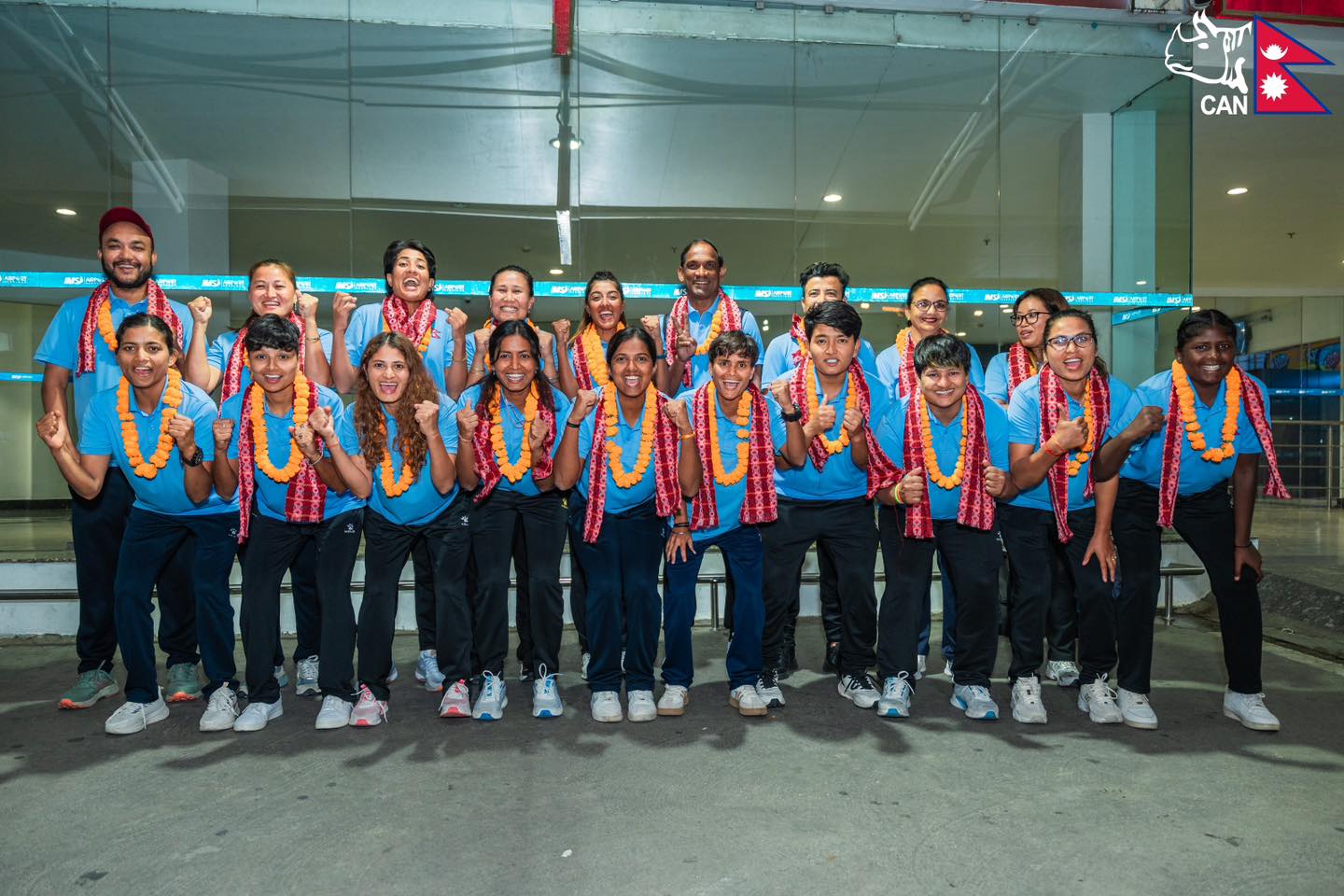 स्वदेश फर्कियो नेपाली क्रिकेट टिम