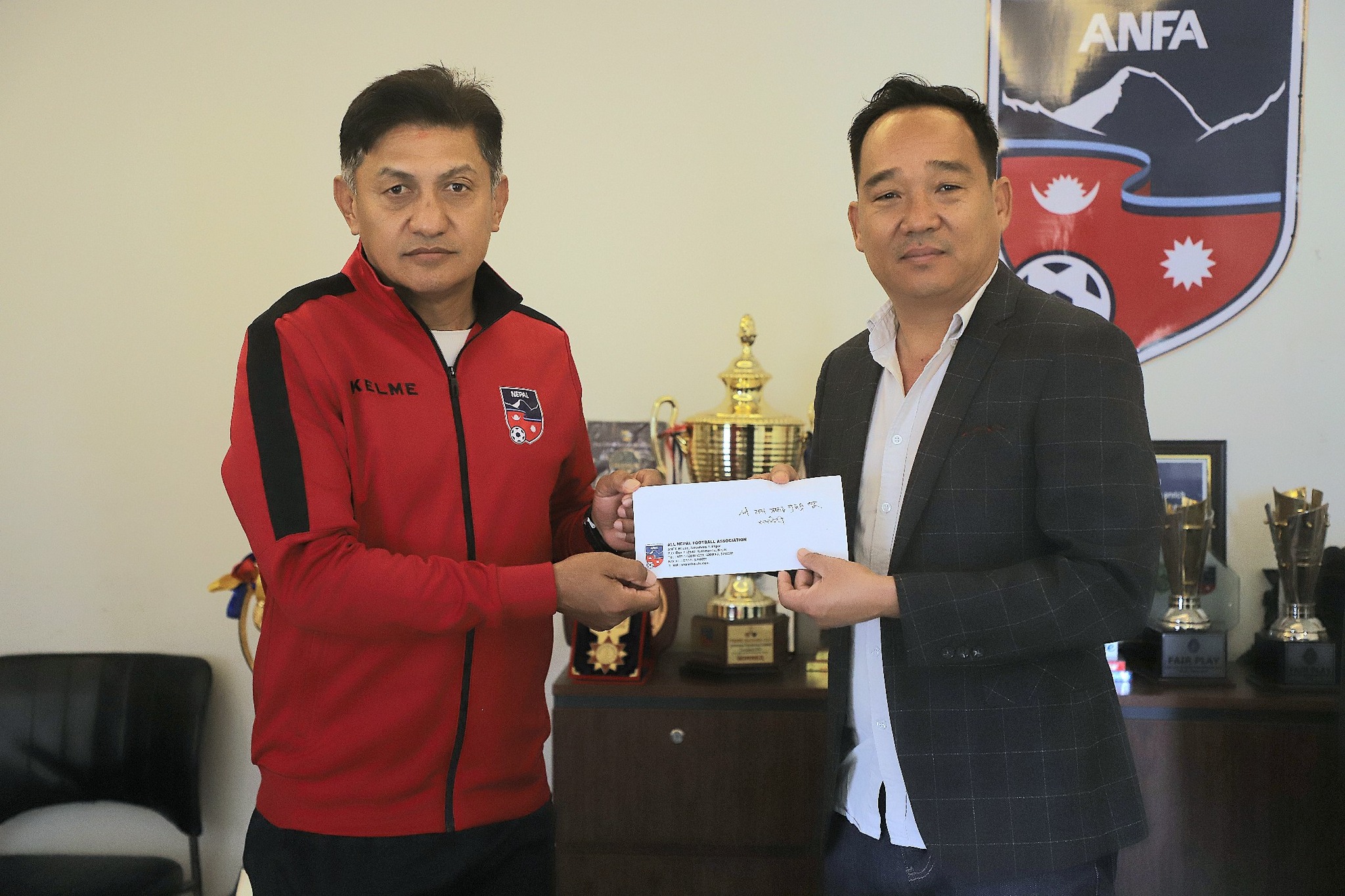 राष्ट्रिय यू-२० महिला टिमको मुख्य प्रशिक्षकमा यम गुरुङ नियुक्त