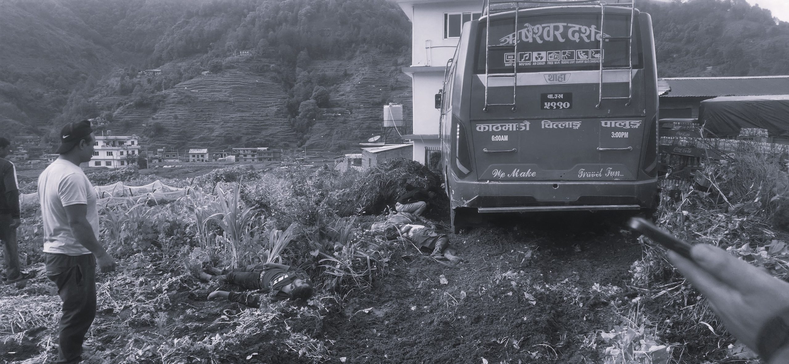 पालुङमा दर्दनाक दुर्घटना, यात्रु बसले ६ जना पैदलयात्रीलाई ठक्कर दियो, दुई जनाको मृत्यु