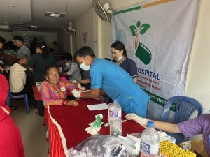 देवदर्शन साकोसले आयोजना गरेको स्वास्थ्य शिविरमा ३४६ जनाले उठाए लाभ