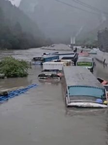 बिहानै दुःखद खबर, रसुवागढीमा भीषण बाढीपहिरो, धनजनको व्यापक क्षति, उद्दार कार्य जारी