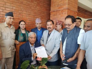 पब्लिक क्याम्पस संघका पदाधिकारीले पूर्वप्रधानमन्त्री शेरबहादुर देउवालाई भेटेर के भने ?