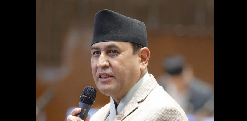 संसदीय सुनुवाइ समितिका सभापति रामहरि खतिवडाले शपथ लिए