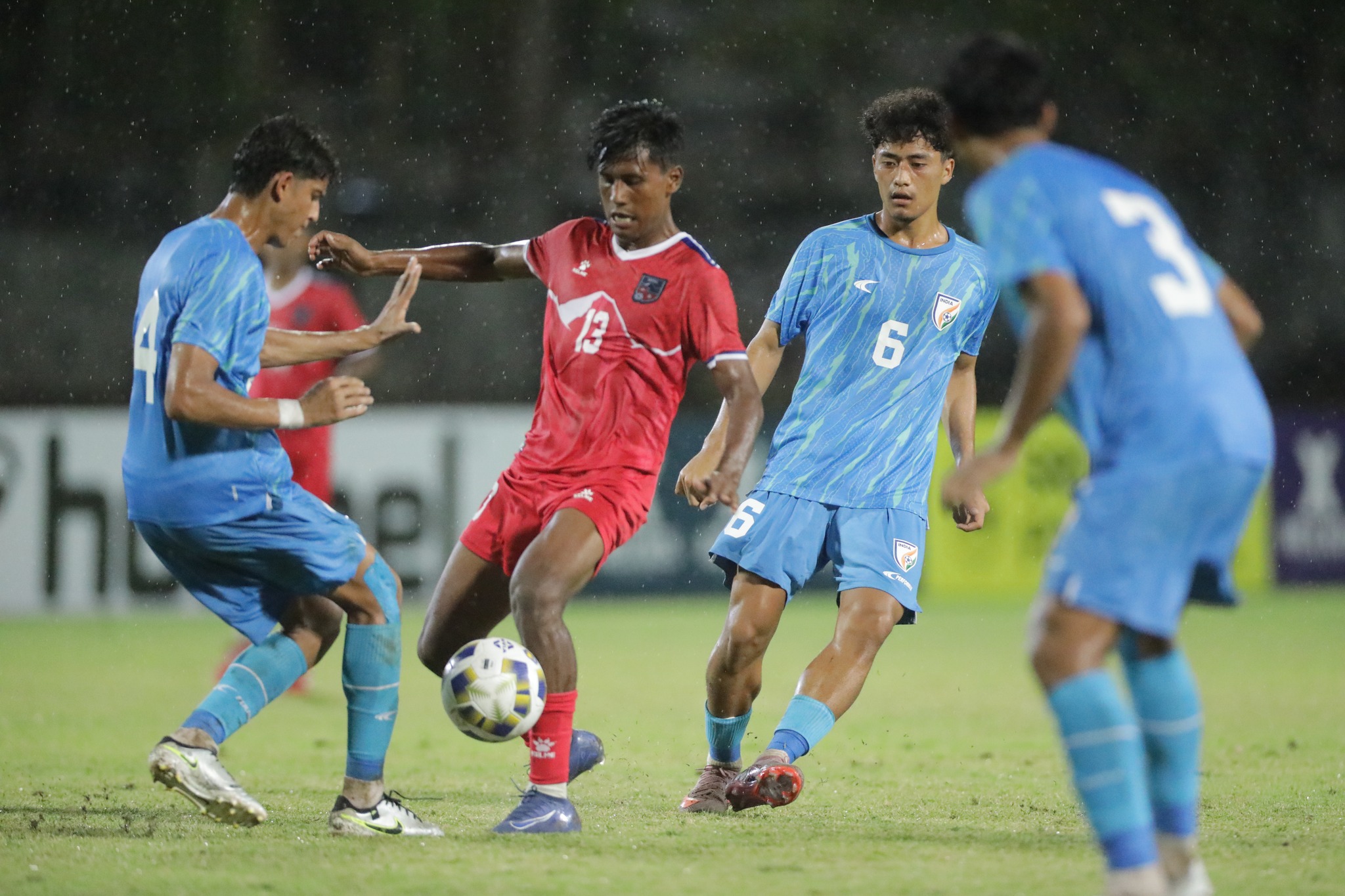 साफ यू-१७ च्याम्पियनसिपः नेपालको यात्रा सेमीफाइनलबाटै सकियो, भारत ३-० ले विजयी