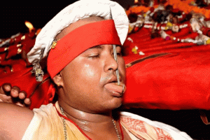 भक्तपुरको मध्यपुर थिमिमा आज जिब्रो छेड्ने जात्रा मनाइँदै