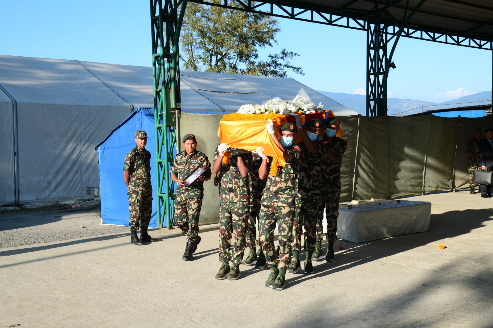 विपिन जोशीको शव कञ्चनपुरमा लगियो, शवयात्रा मंगलबार बिहान ८ बजे हुने