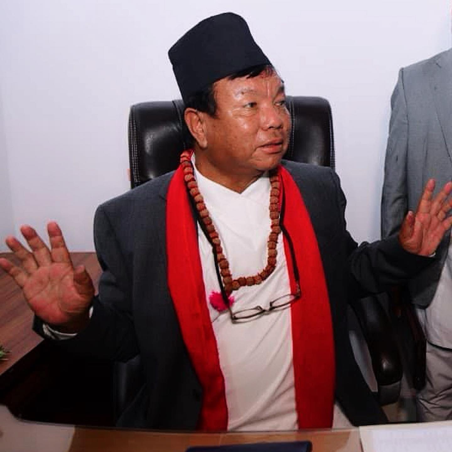 रोलेक्स घडी लगाएर हिँडेको भए बर्बादै हुने रहेछ- मन्त्री पुन