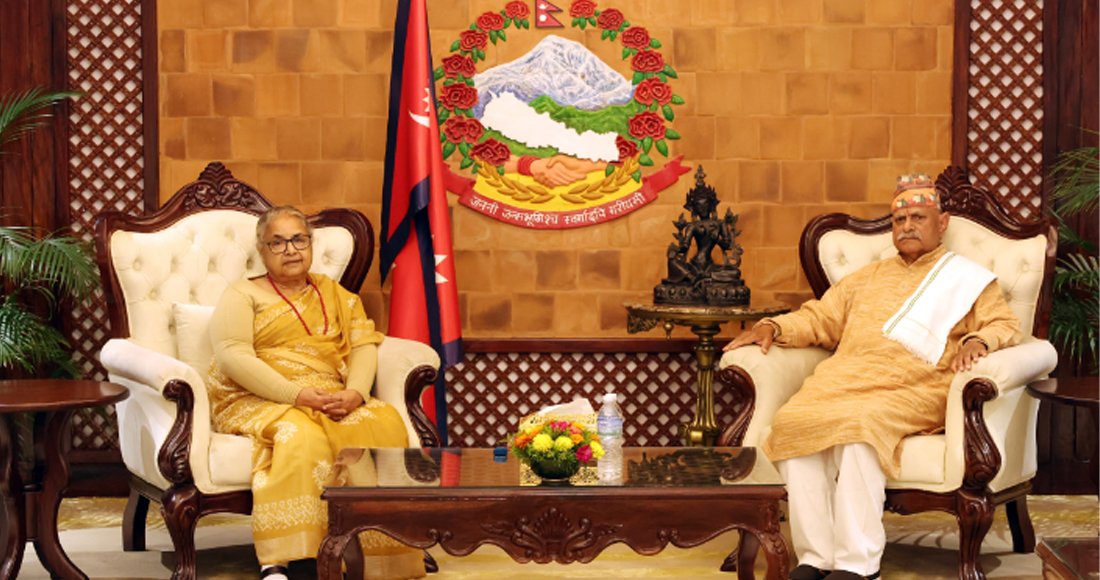 प्रधानमन्त्री सुशिला कार्की र पूर्वराष्ट्रपति रामवरण यादवबीच शिष्टाचार भेटवार्ता
