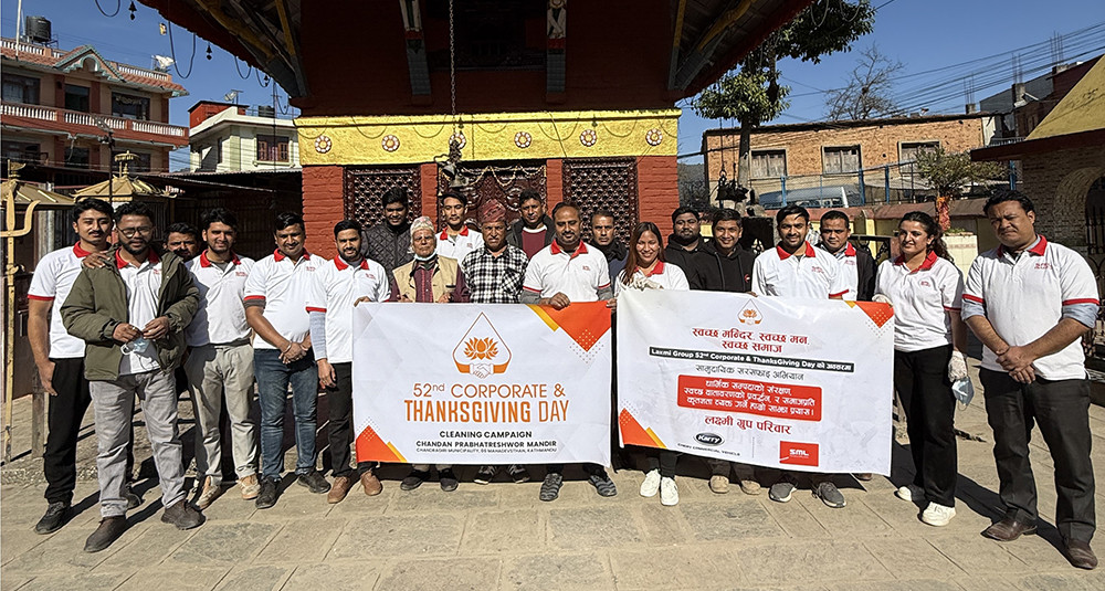 लक्ष्मी कमर्सियल भेहिकल्सद्वारा चन्दन प्रभातेश्वर मन्दिर परिसरमा सरसफाइ