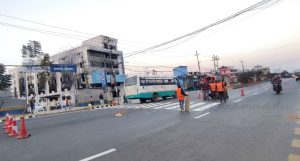 कलंकी-नागढुङ्गा सडकमा रोड मार्किङ कार्य तिव्र