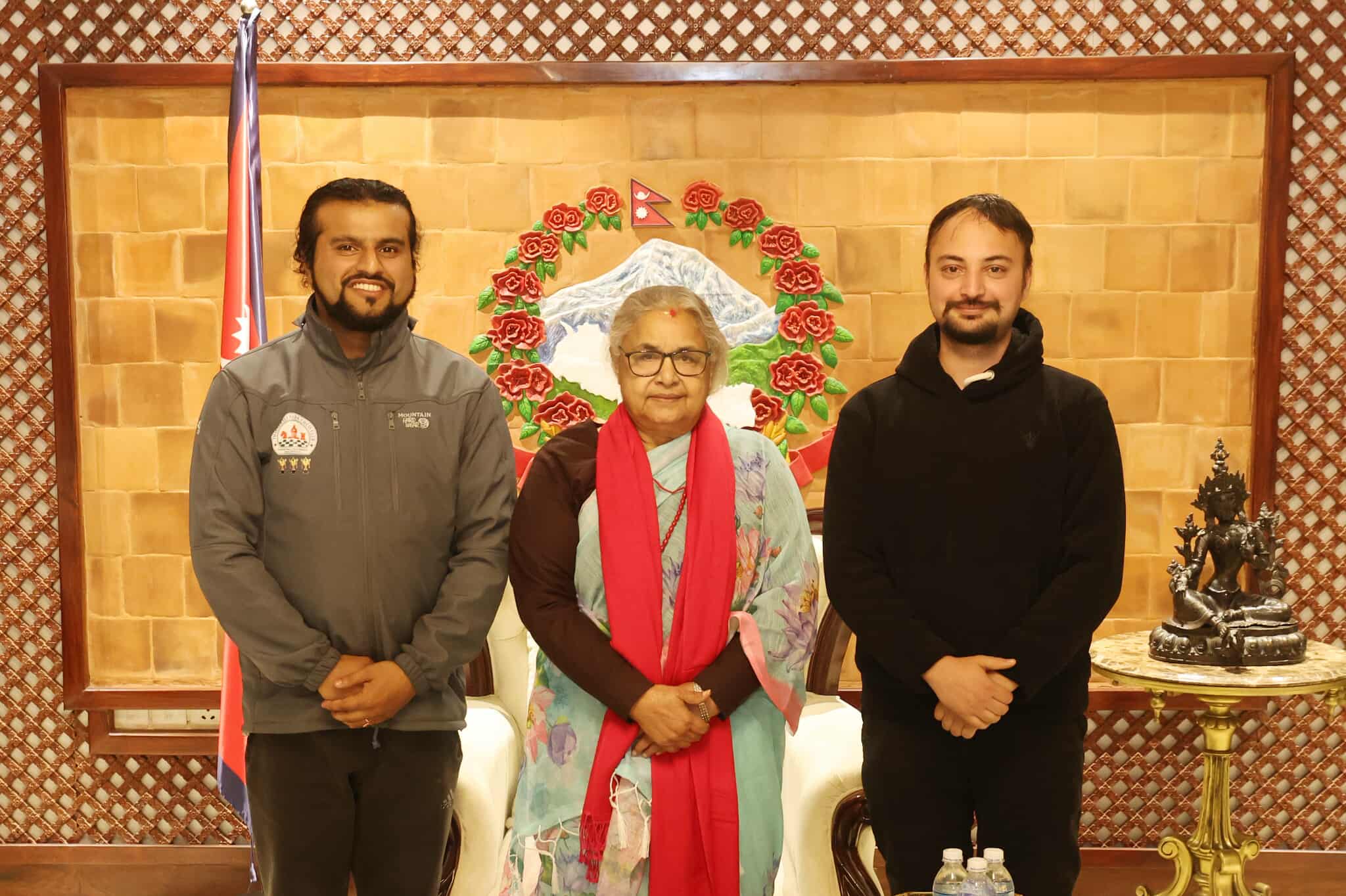 वर्ल्ड चेस च्याम्पियनसिपका निम्ति दुई खेलाडी कतार जाँदै, प्रधानमन्त्रीको शुभकामना