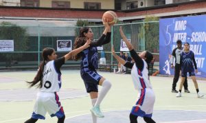 पाँचौं केएमसी अन्तरविद्यालय बास्केटबलः रिब्स र गोल्डेन फ्लावरको विजयी सुरुवात