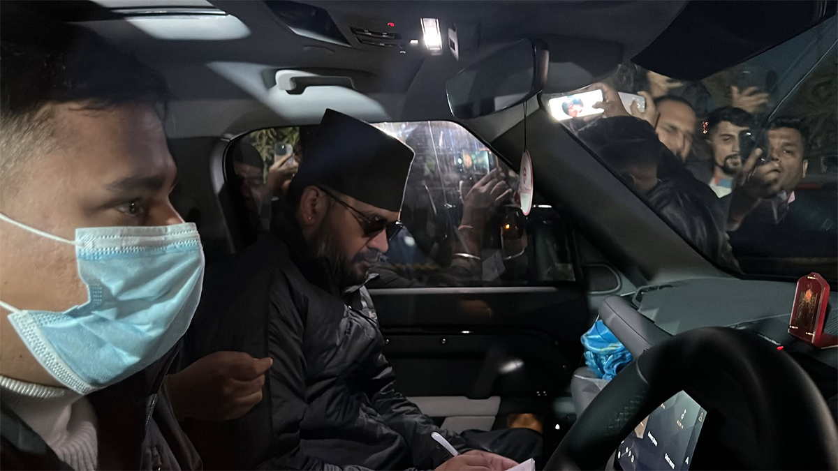 रास्वपाका वरिष्ठ नेता बालेन्द्र शाह काठमाडौं फर्किए