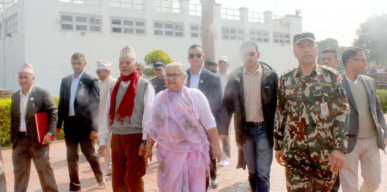 प्रधानमन्त्री कार्कीद्वारा मायादेवी मन्दिर दर्शन