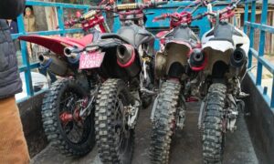 ठूलो आवाज निकाल्ने आठ मोटरसाइकल ट्राफिक प्रहरीको नियन्त्रणमा