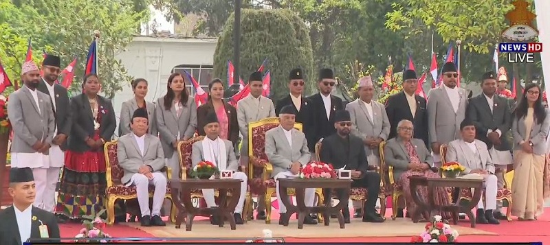 नवनियुक्त मन्त्रीहरूले शपथ लिए (सूचीसहित)