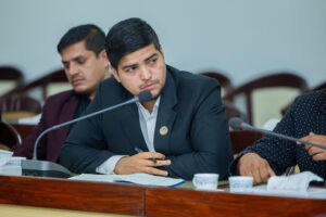 थानकोट-चित्लाङ सडक सुधारका लागि सांसद् उप्रेतीद्वारा प्रधानमन्त्रीको ध्यानाकर्षण