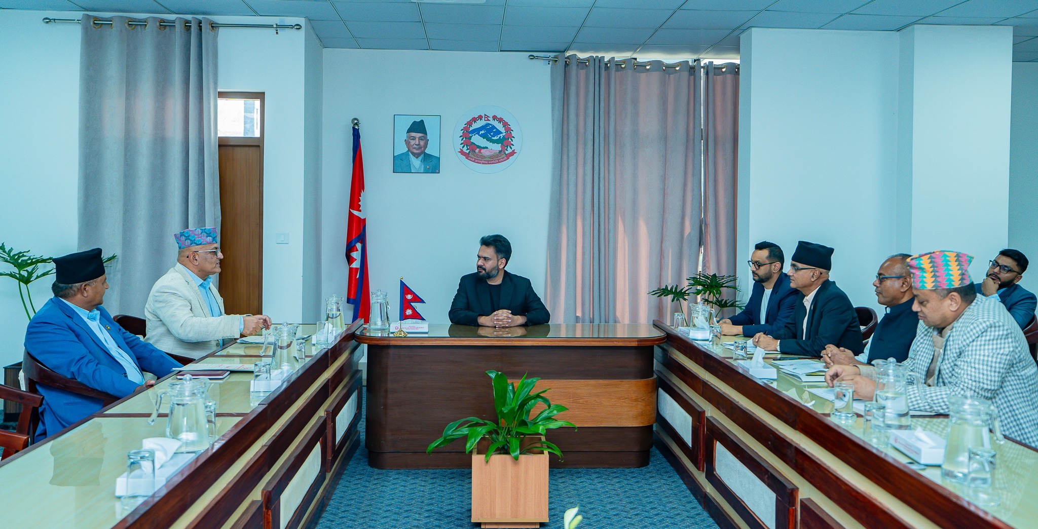 प्रधानमन्त्री शाह र मुख्यमन्त्रीहरूबीच छलफल