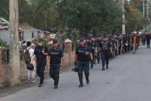 थापाथलीस्थित बागमती किनारमा बिहानैदेखि ठूलो संख्यामा प्रहरी परिचालन