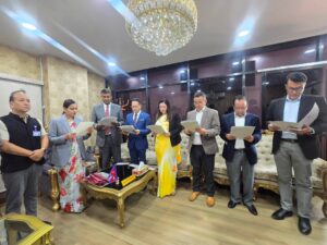 विभिन्न ६ वटा स्वास्थ्य विज्ञान प्रतिष्ठानका नवनियुक्त उपकुलपतिले लिए शपथ