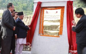 नागढुङ्गा सुरुङ मार्गको शिलान्यास भएको शिलालेख हरायो