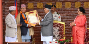 सीमाविद् बुद्धिनारायण श्रेष्ठ पुरस्कृत