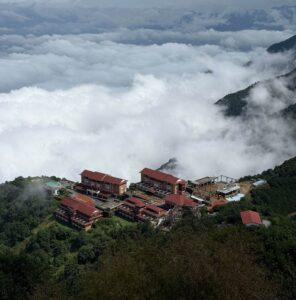 चन्द्रागिरिमा बिहानैदेखि हुस्सु, कस्तो रहला दिनभरको माैसम ?