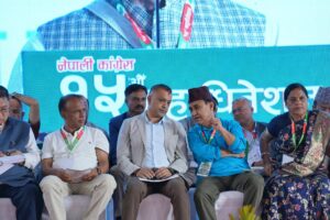 कांग्रेस महाधिवेशन: बिहानैदेखि मतदाता लाइनमा, ७ बजेदेखि मतदान, आजै गणना थाल्ने तयारी