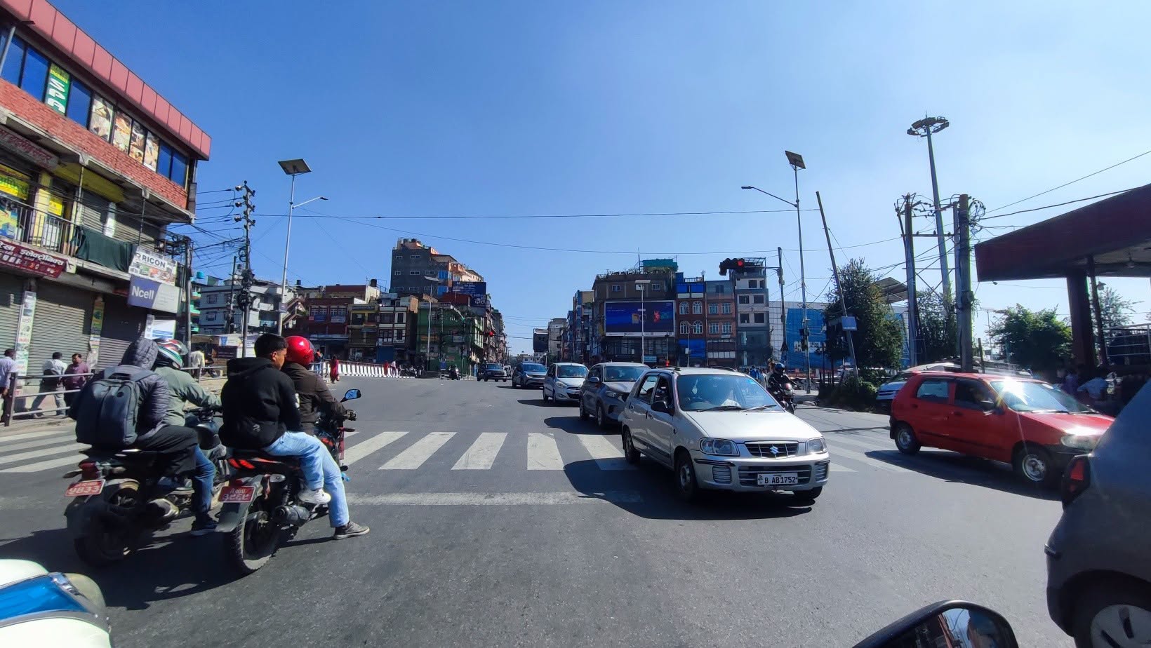 गाउँघरमा दसैँ मनाएर काठमाडाैं उपत्यका फर्किनेहरू बढ्दै