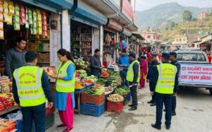 चन्द्रागिरिका दर्जनाैं पसलमा खाद्य प्रविधि तथा गुण नियन्त्रण विभागको अनुगमन, केहीमा कैफियत भेटियो